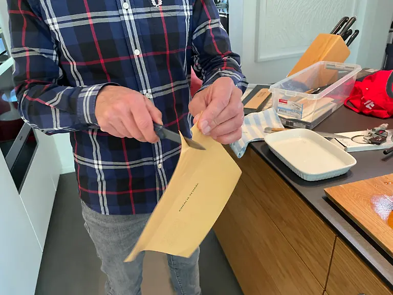 Messerschärfer Test Experte Papiertest.jpg